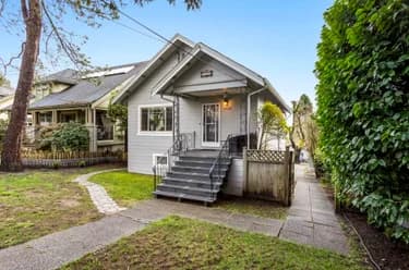 House for sale at 1408 Edinburgh Street New Westminster British Columbia - MLS: R3133961