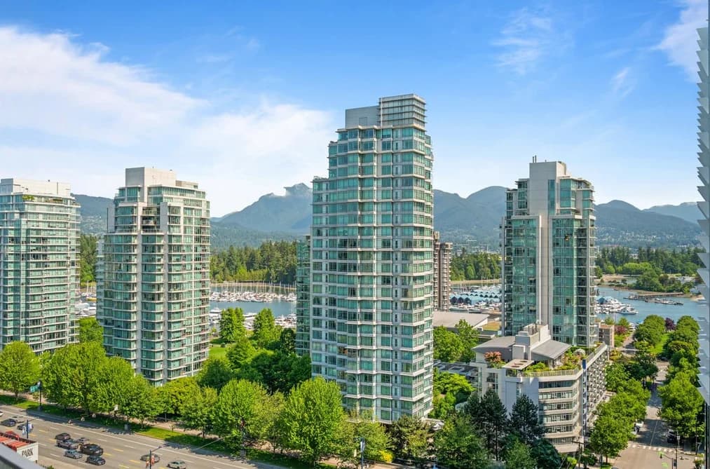 140X 1568 ALBERNI STREET, Vancouver BC V6G 0E3 - Photo 1