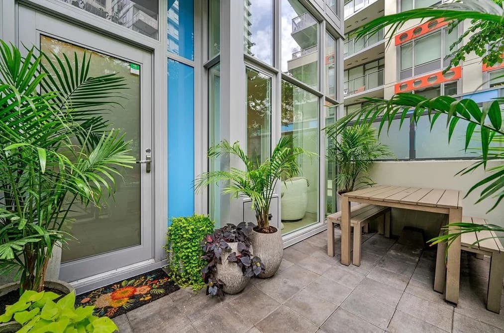 141 E 1ST AVENUE, Vancouver, BC — Residential for Sale - Photo 2