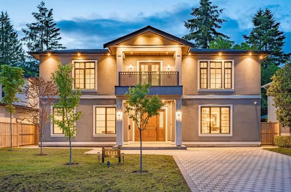 14121 Coldicutt Avenue, White Rock, BC - House for Sale - Main Photo 14121 Coldicutt Avenue, White Rock, BC - House for Sale - Main Photo
