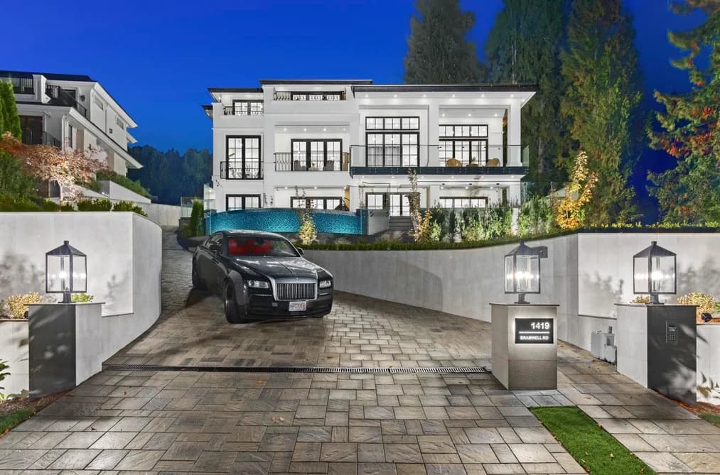 1419 BRAMWELL ROAD, West Vancouver, BC — Residential for Sale - Photo 2