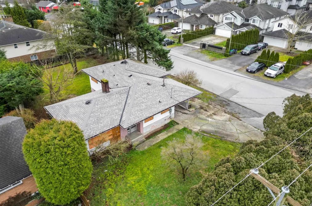 14200 GROSVENOR ROAD, Surrey, BC — Residential for Sale - Photo 2