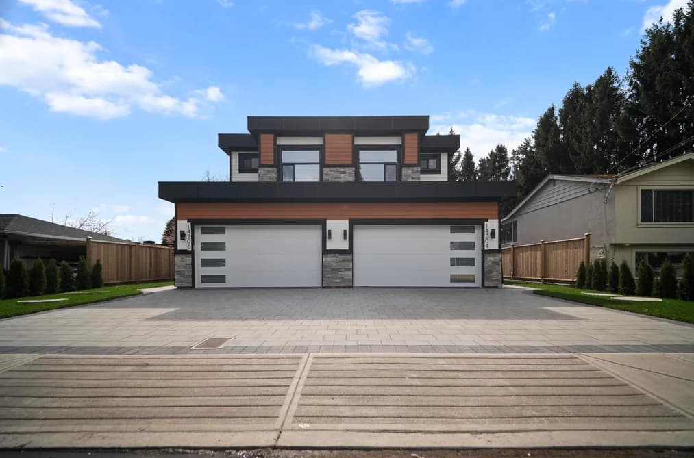 14206 NORTH BLUFF ROAD, White Rock, BC — Residential for Sale - Photo 2