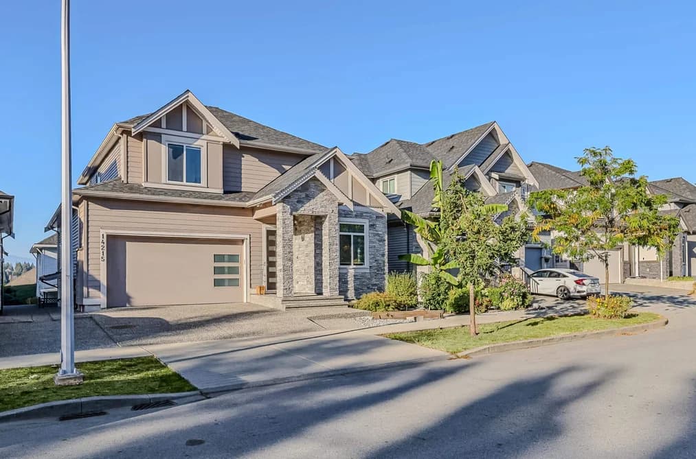 14215 61B AVENUE, Surrey, BC — Residential for Sale - Photo 2