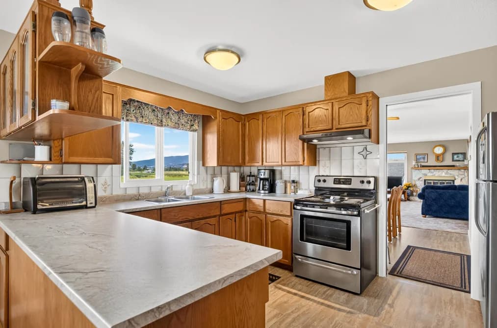 14221 MCKECHNIE ROAD, Pitt Meadows, BC — Residential for Sale - Photo 2