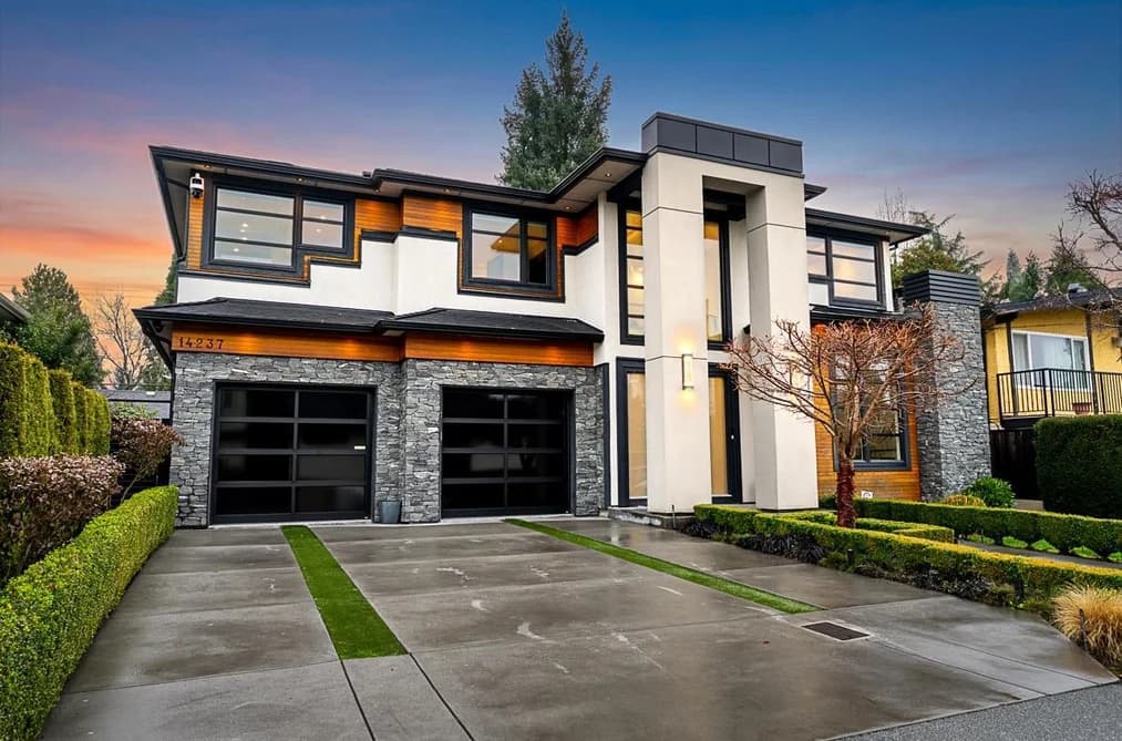 14237 VINE AVENUE, White Rock, BC — Residential for Sale - Photo 2