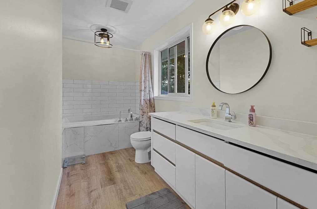 14247 86 AVENUE, Surrey, BC — Residential for Sale - Photo 2