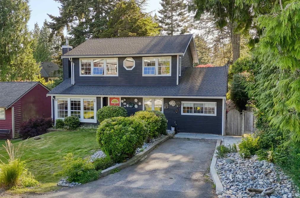 1425 129 STREET, Surrey, BC — Residential for Sale - Photo 2