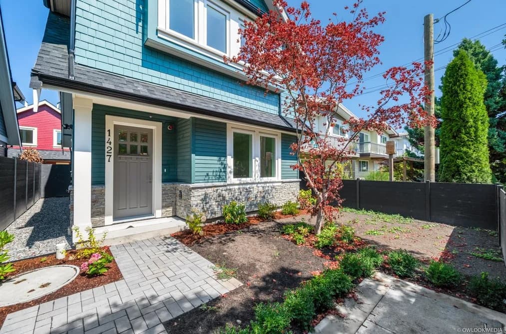 1427 E 27TH AVENUE, Vancouver, BC — Residential for Sale - Photo 2