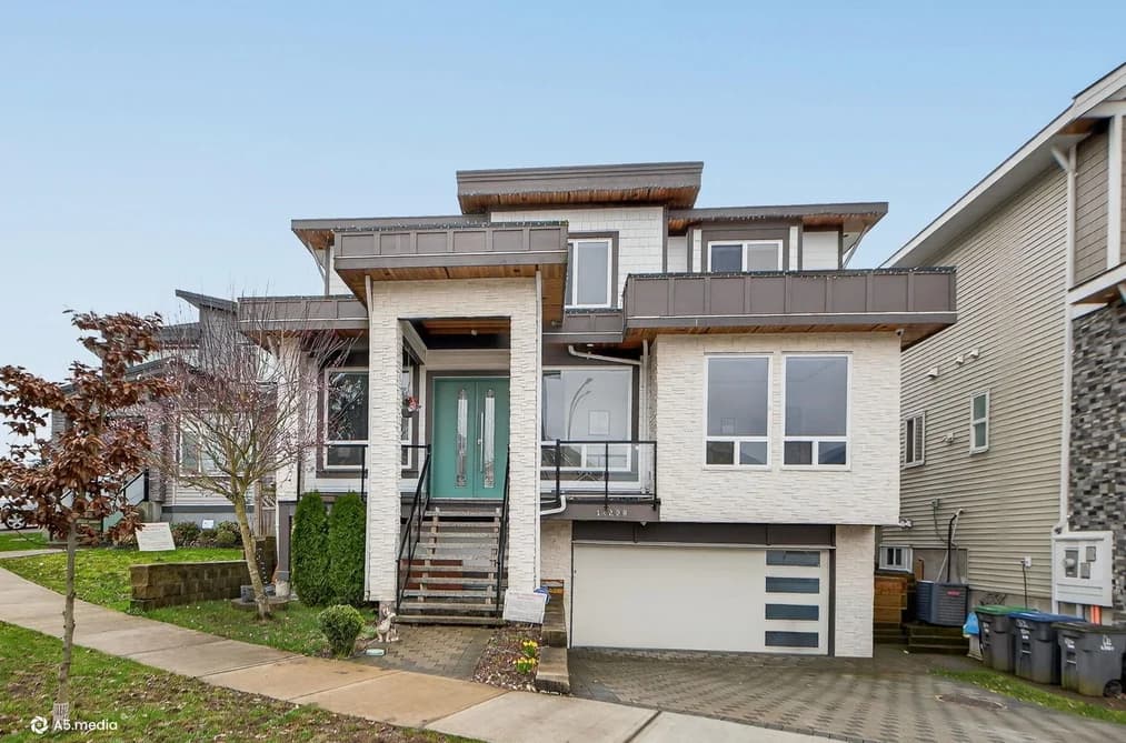 14298 62 AVENUE, Surrey, BC — Residential for Sale - Photo 2