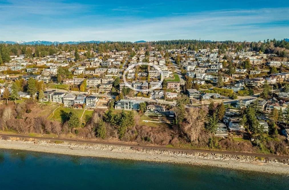 14371 SUNSET DRIVE, White Rock, BC — Residential for Sale - Photo 2