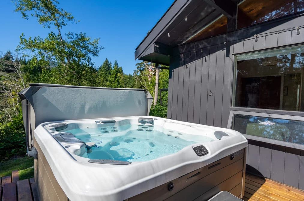 1440 VELVET ROAD, Gibsons, BC — Residential for Sale - Photo 2