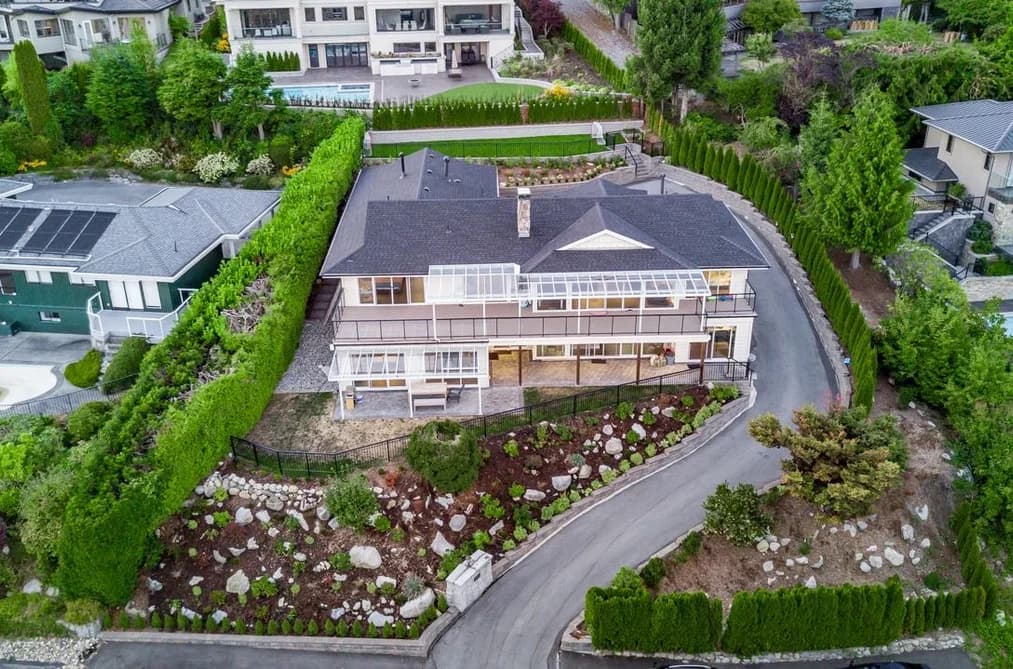 1441 CHARTWELL DRIVE, West Vancouver, BC — Residential for Sale - Photo 2