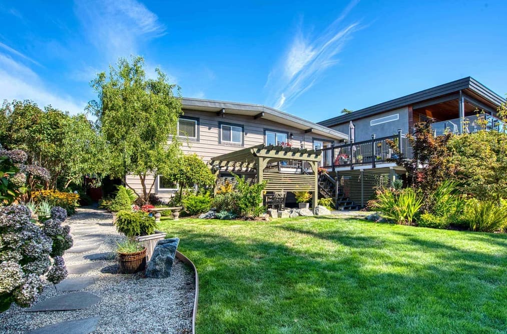 14480 MANN PARK CRESCENT, White Rock, BC — Residential for Sale - Photo 2