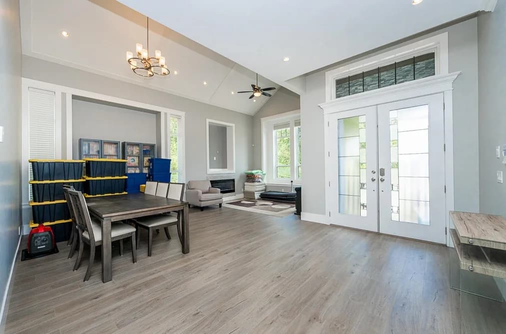 14516 110A AVENUE, Surrey, BC — Residential for Sale - Photo 2
