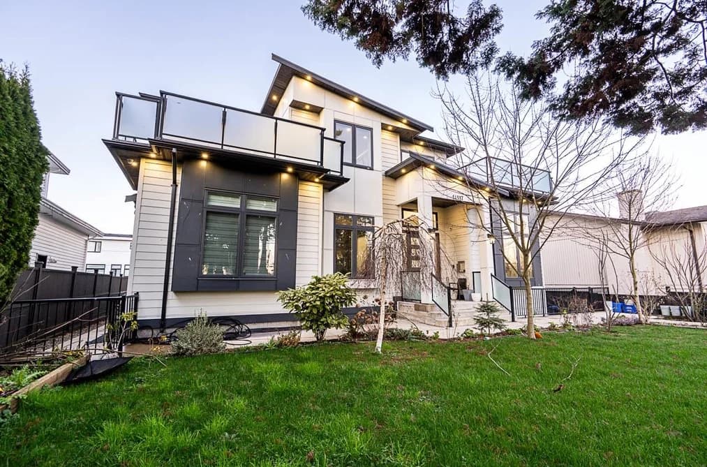 14517 72 AVENUE, Surrey, BC — Residential for Sale - Photo 2