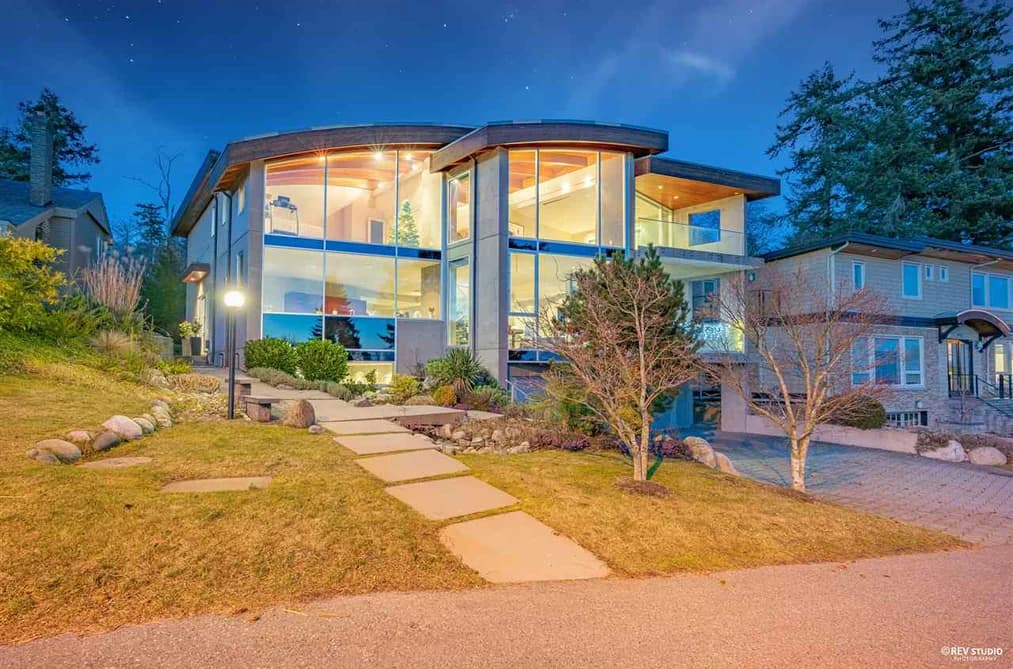 14523 MAGDALEN AVENUE, White Rock, BC — Residential for Sale - Photo 2