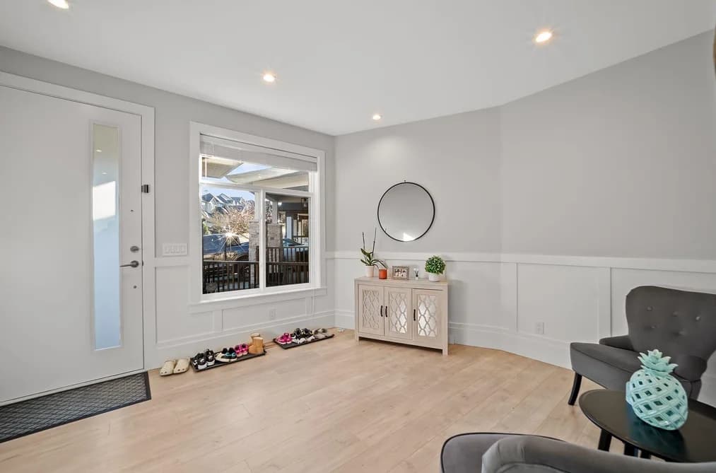 14551 61 AVENUE, Surrey, BC — Residential for Sale - Photo 2