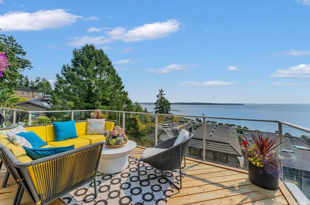 14792 OXENHAM AVENUE, White Rock, BC — Residential for Sale - Main Photo