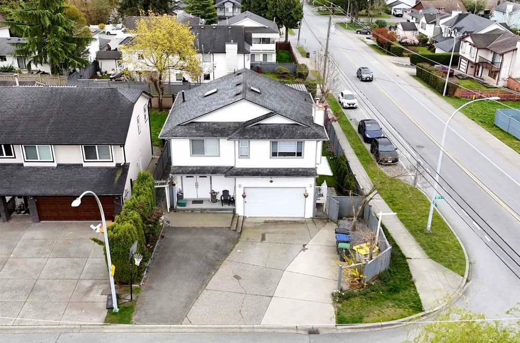 14812 87A AVENUE, Surrey, BC — Residential for Sale - Photo 2