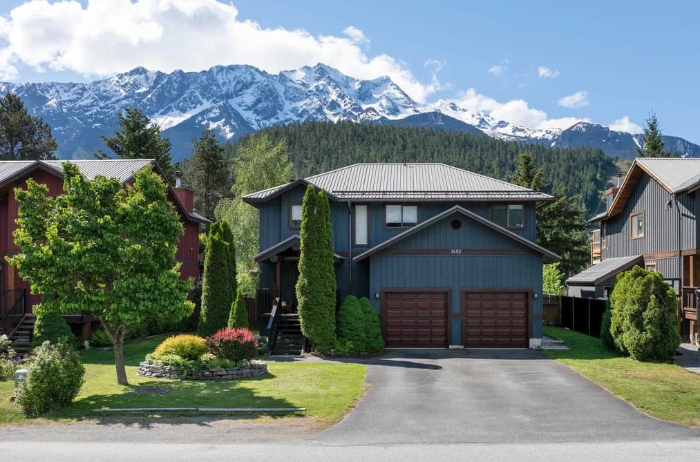 1482 BALSAM STREET, Pemberton, BC — Residential for Sale - Main Photo