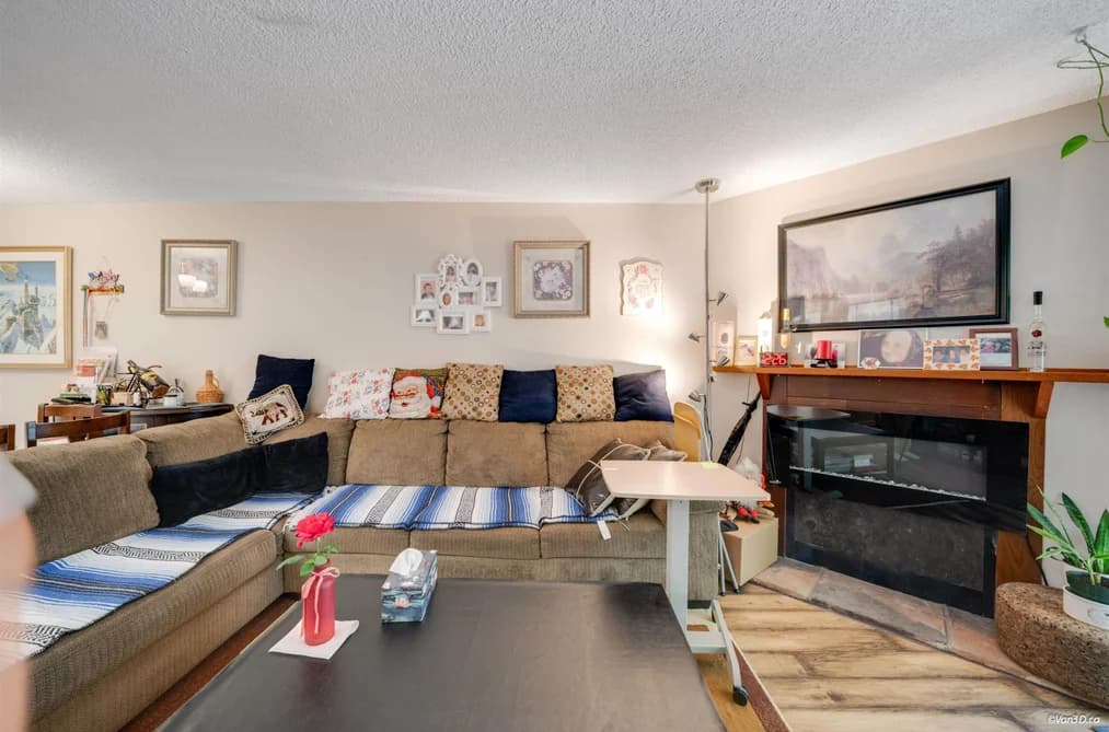 14828 HOLLY PARK LANE, Surrey, BC — Residential for Sale - Photo 2