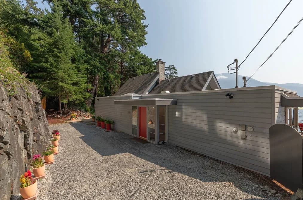 1483 WEBB ROAD, Bowen Island, BC — Residential for Sale - Photo 2