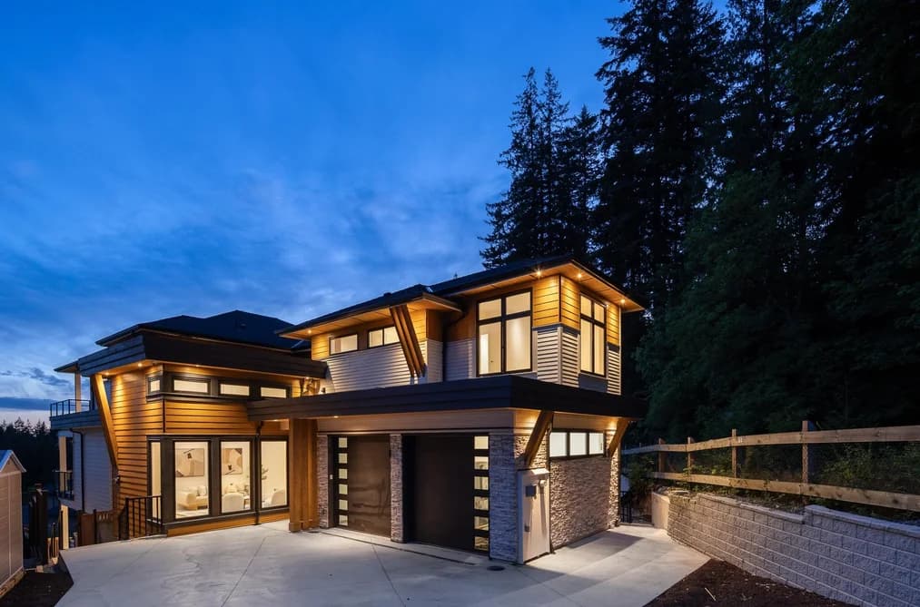 1484 COPPER BEECH PLACE, Coquitlam, BC — Residential for Sale - Main Photo