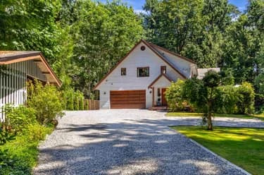 House for sale at 1484 Henderson Avenue Roberts Creek British Columbia - MLS: R3143344