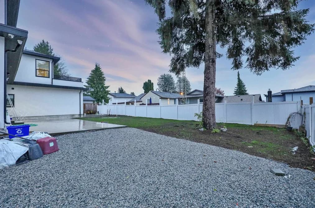 14840 89 AVENUE, Surrey, BC — Residential for Sale - Photo 2