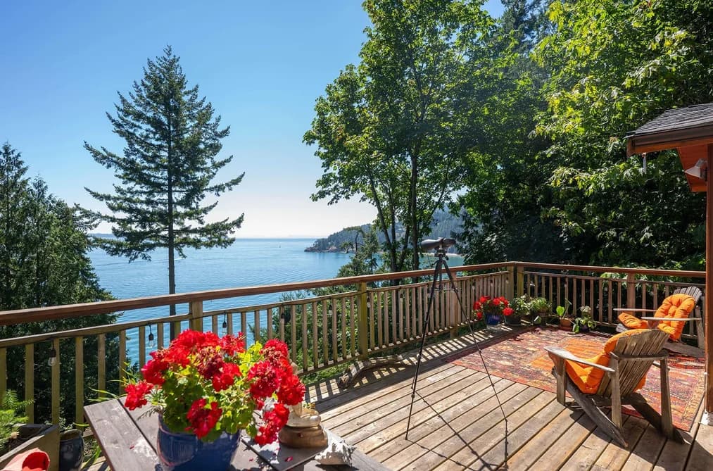 1491 EAGLE CLIFF ROAD, Bowen Island, BC — Residential for Sale - Main Photo