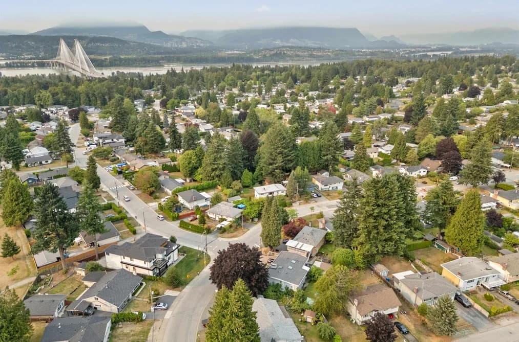 14935 CANARY DRIVE, Surrey, BC — Residential for Sale - Photo 2