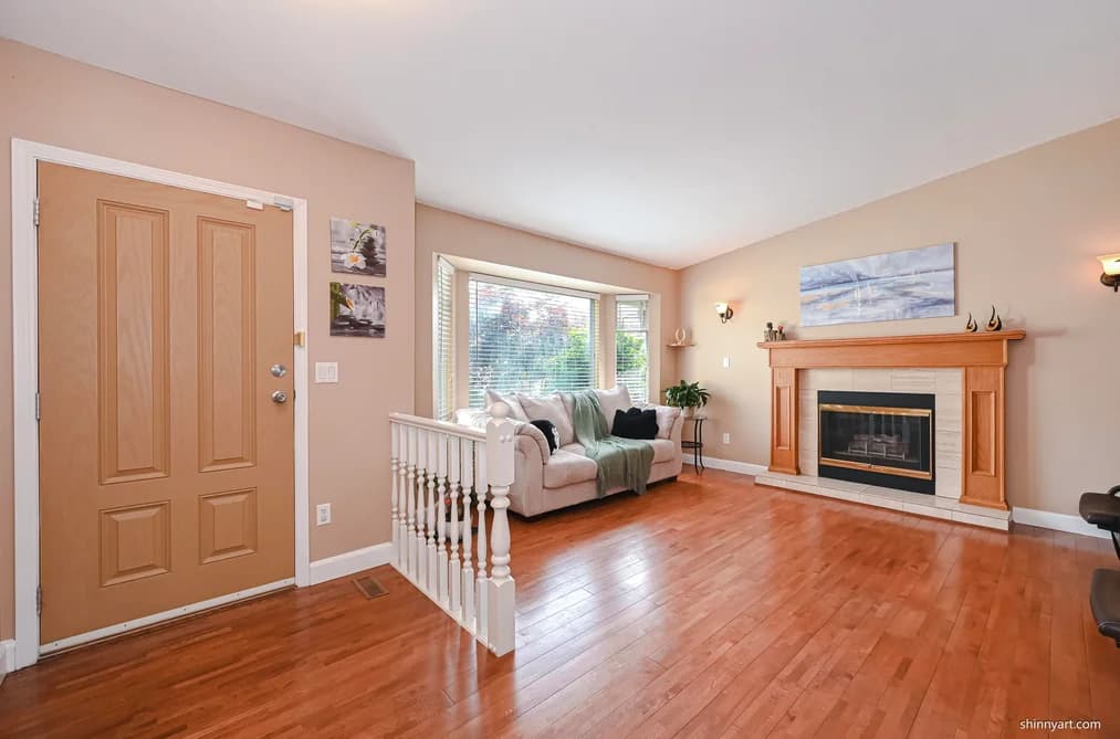 14961 86A AVENUE, Surrey, BC — Residential for Sale - Photo 2