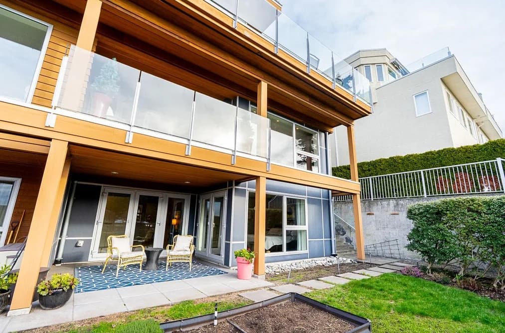 14976 BEACHVIEW AVENUE, White Rock, BC — Residential for Sale - Photo 2