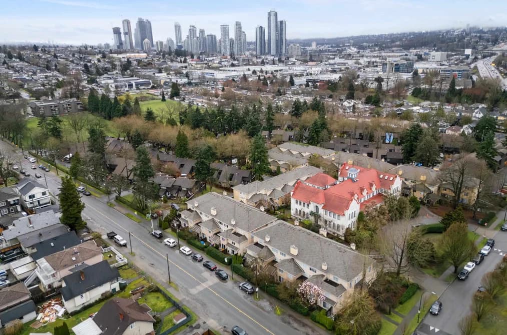 15 3428 ADANAC STREET, Vancouver, BC — Residential for Sale - Main Photo