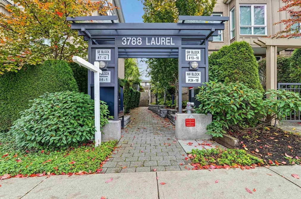 15 3788 LAUREL STREET, Burnaby, BC — Residential for Sale - Main Photo