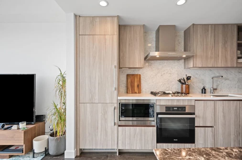 1501 1768 COOK STREET, Vancouver, BC — Residential for Sale - Photo 2