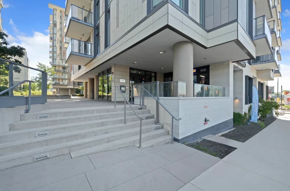 1501 8188 FRASER STREET, Vancouver, BC — Residential for Sale - Photo 2