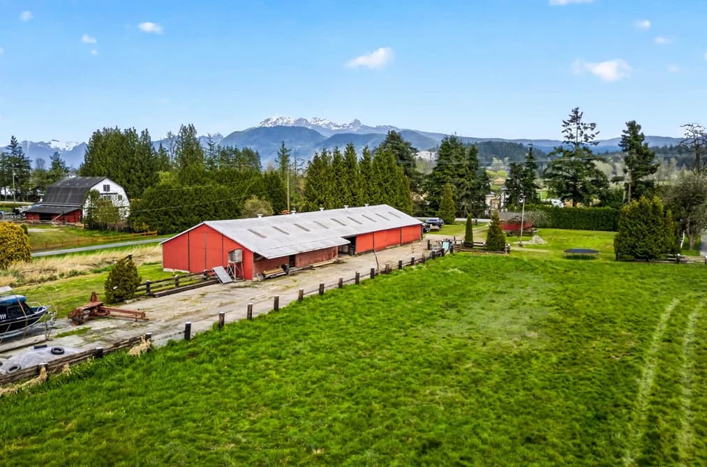 15023 HARRIS ROAD, Pitt Meadows, BC — Residential for Sale - Photo 2