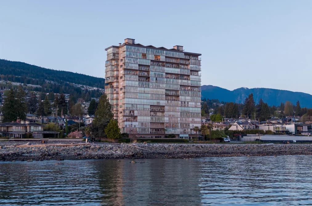 1503 150 24TH STREET, West Vancouver, BC — Residential for Sale - Photo 2
