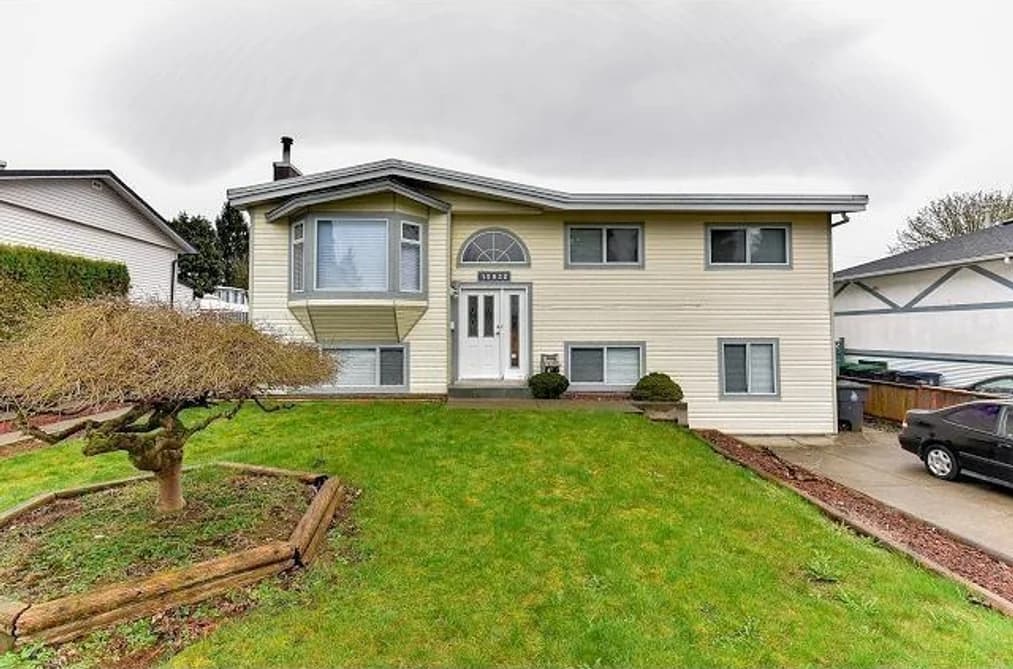 15032 SWALLOW DRIVE, Surrey, BC — Residential for Sale - Main Photo