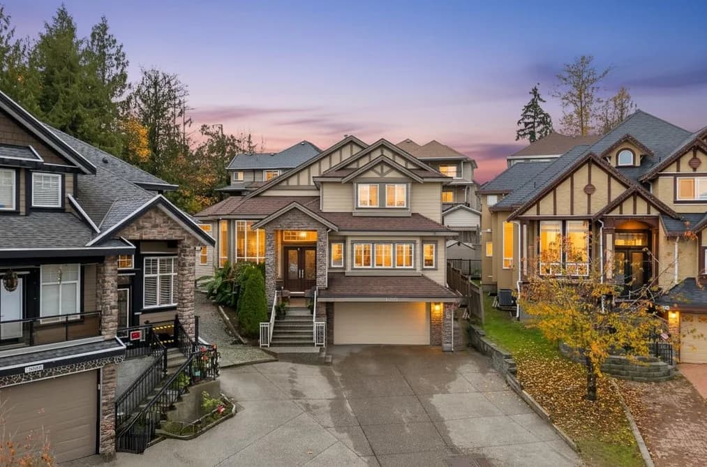 15038 70 AVENUE, Surrey, BC — Residential for Sale - Photo 2