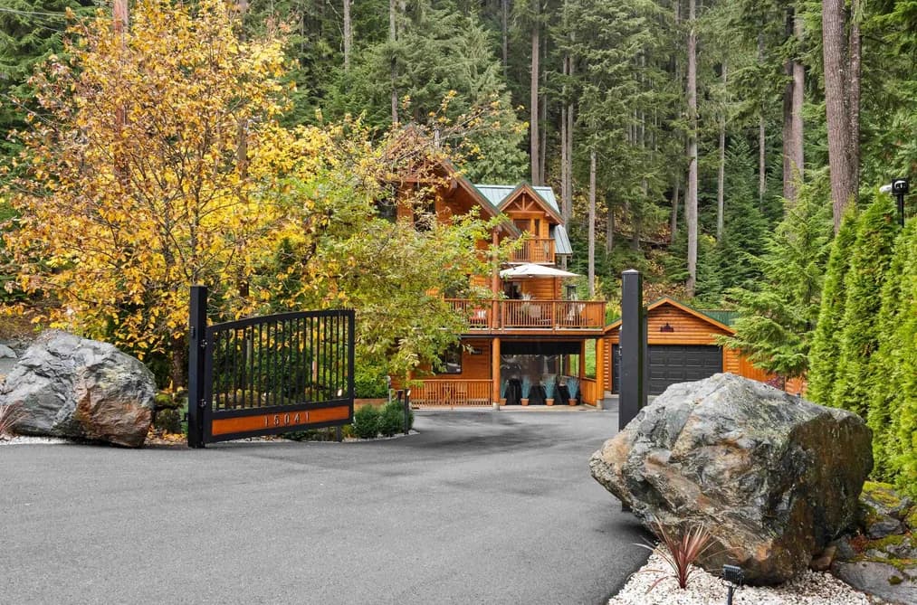 15041 ROOT ROUNDABOUT, Sunshine Valley, BC — Residential for Sale - Photo 2