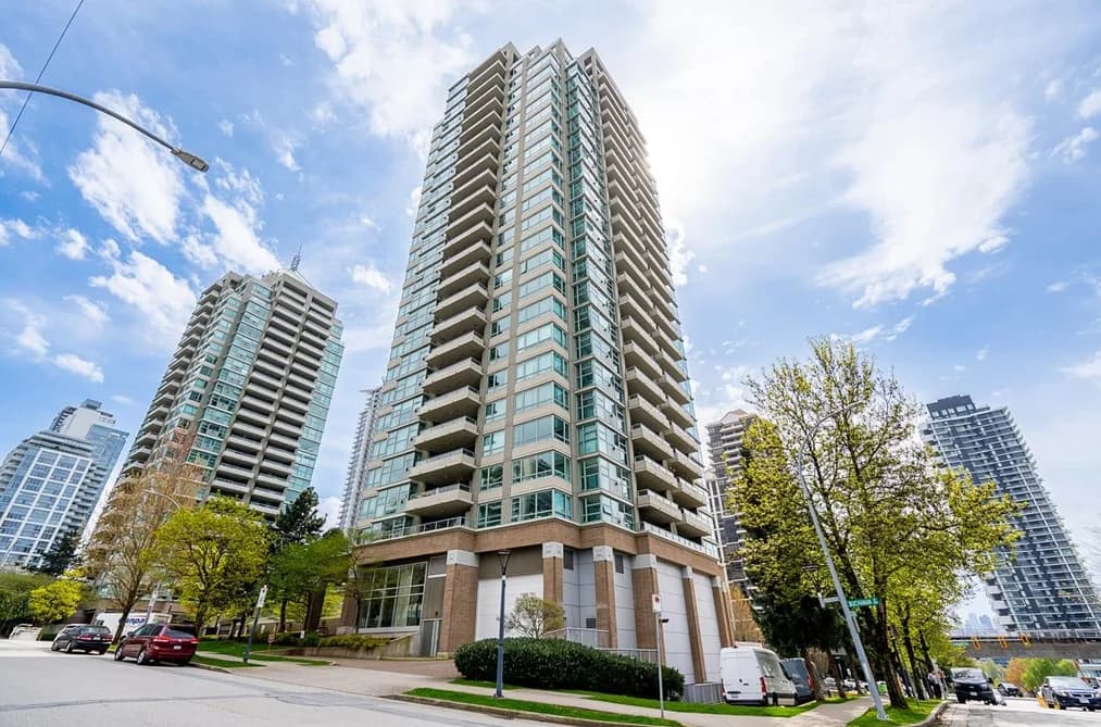1505 4388 BUCHANAN STREET, Burnaby, BC — Residential for Sale - Photo 2