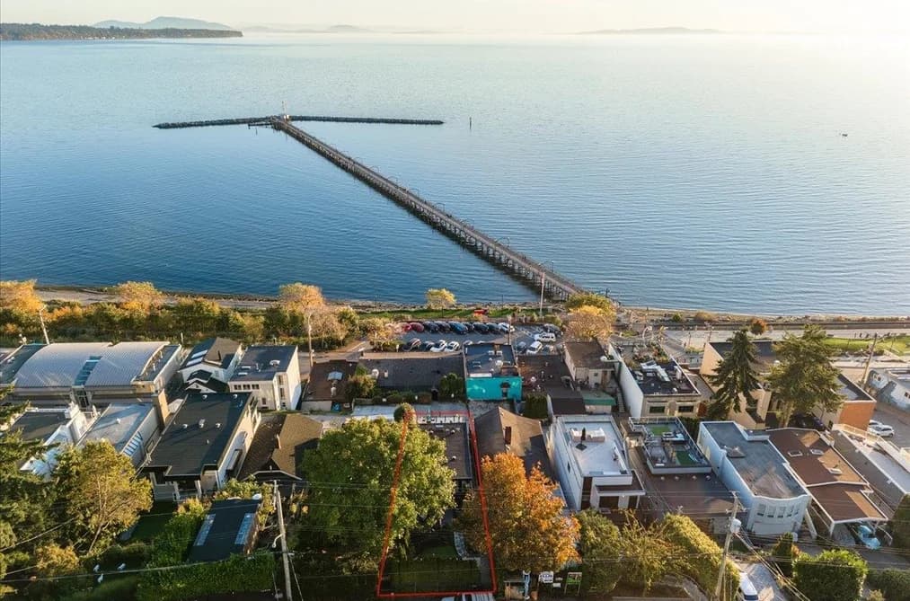 15068 VICTORIA AVENUE, White Rock, BC — Residential for Sale - Photo 2