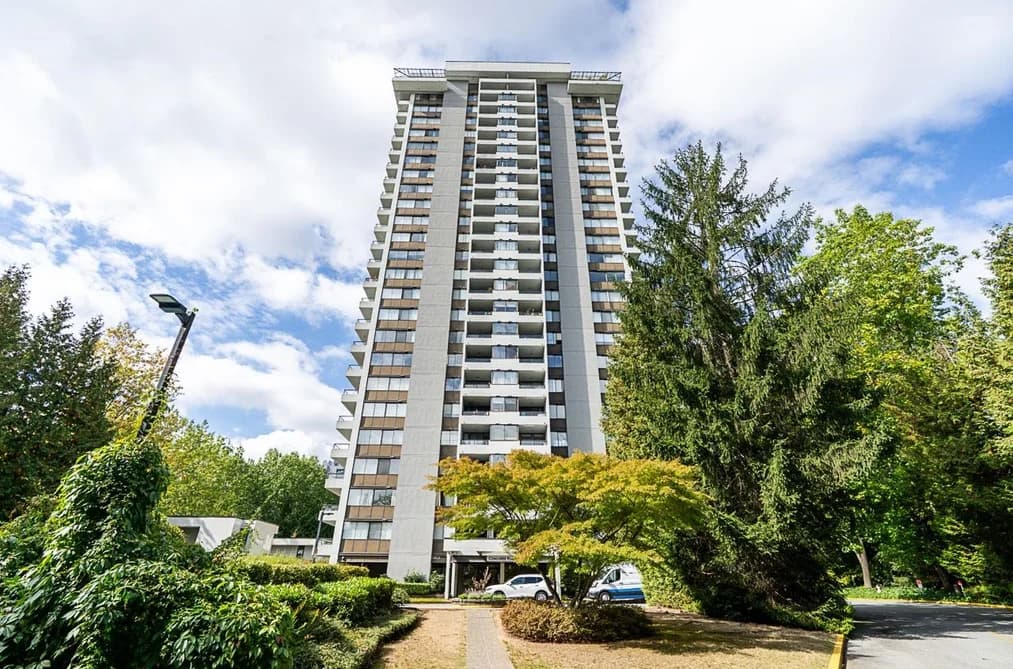 1507 9521 CARDSTON, Burnaby, BC — Residential for Sale - Main Photo