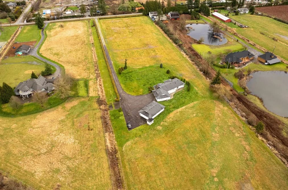 15145 HARRIS ROAD, Pitt Meadows, BC — Residential for Sale - Main Photo