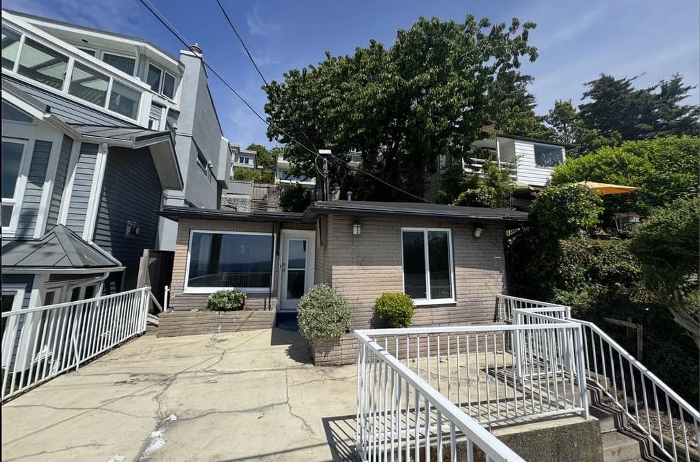 15181 MARINE DRIVE, White Rock, BC — Residential for Sale - Photo 2