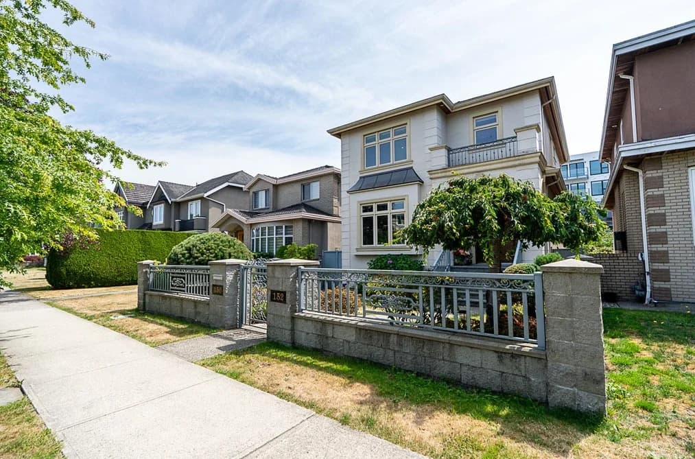 152 W 48TH AVENUE, Vancouver, BC — Residential for Sale - Photo 2