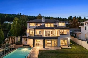 House for sale at 1526 Chippendale Court West Vancouver British Columbia - MLS: R3126964